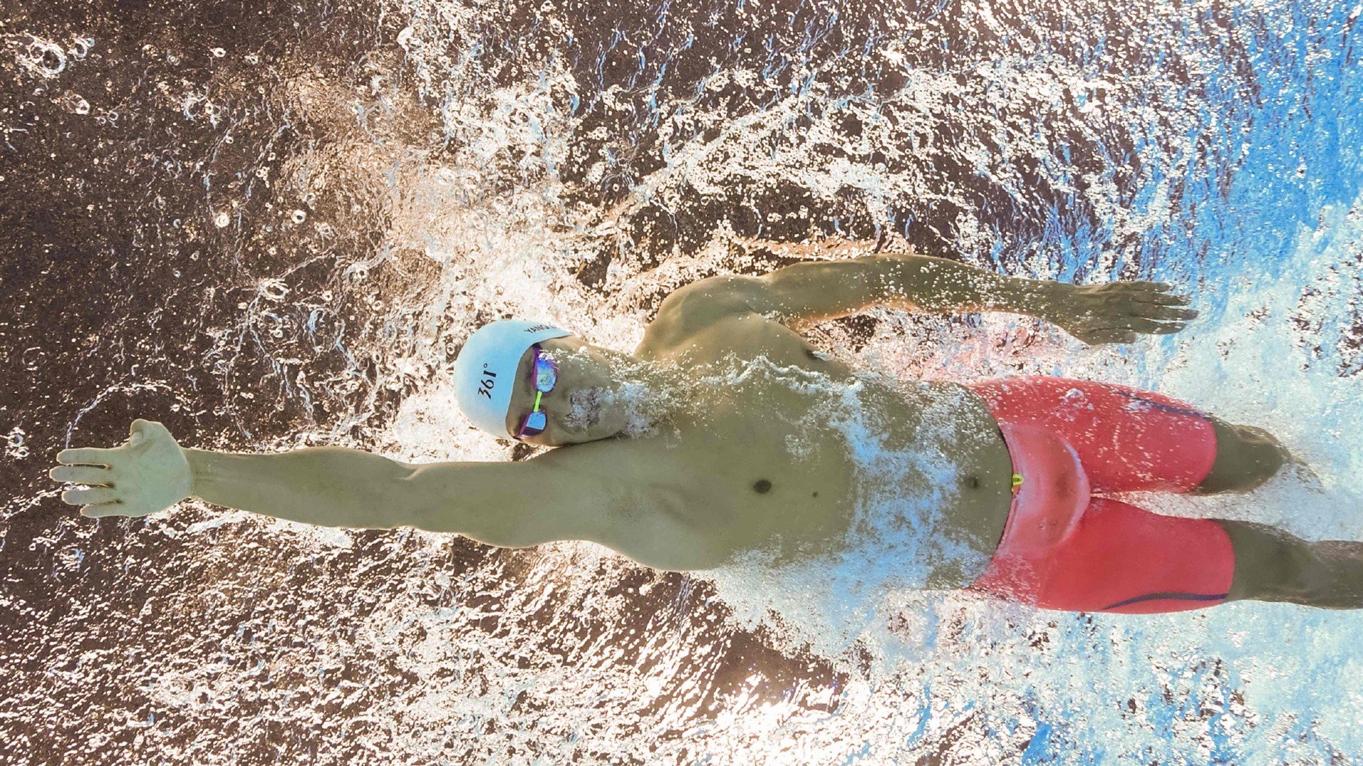 波尔曼的快速反击和精准突破，让袋鼠队进攻更具威胁，波尔曼休闲会所 评论